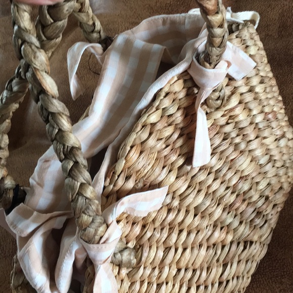 NWT FAITHFULL THE BRAND HANDMADE WOVEN ROBERTA BAG - Picture 4 of 5